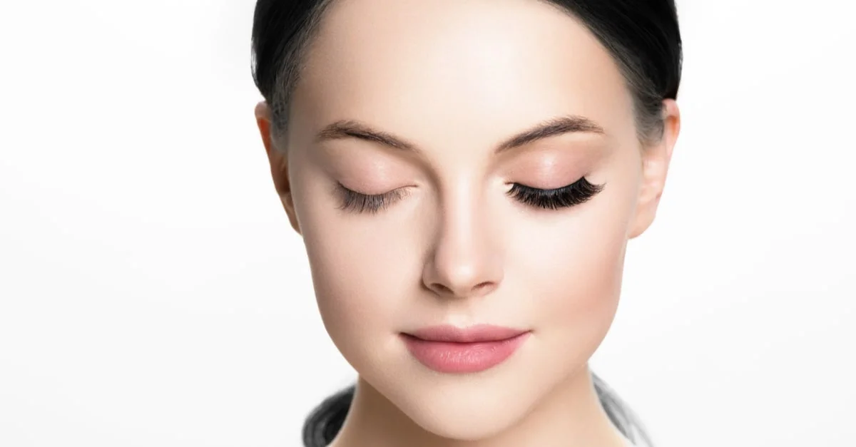 ما تفسير الحلم بتساقط الرموش لابن سيرين؟