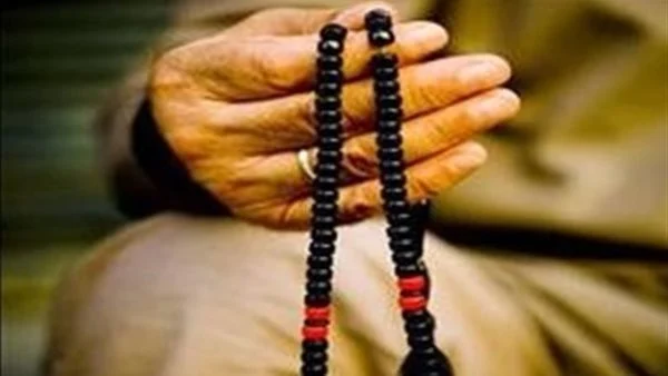 ما تأويلات ابن سيرين للتسبيح في المنام للمطلقة؟