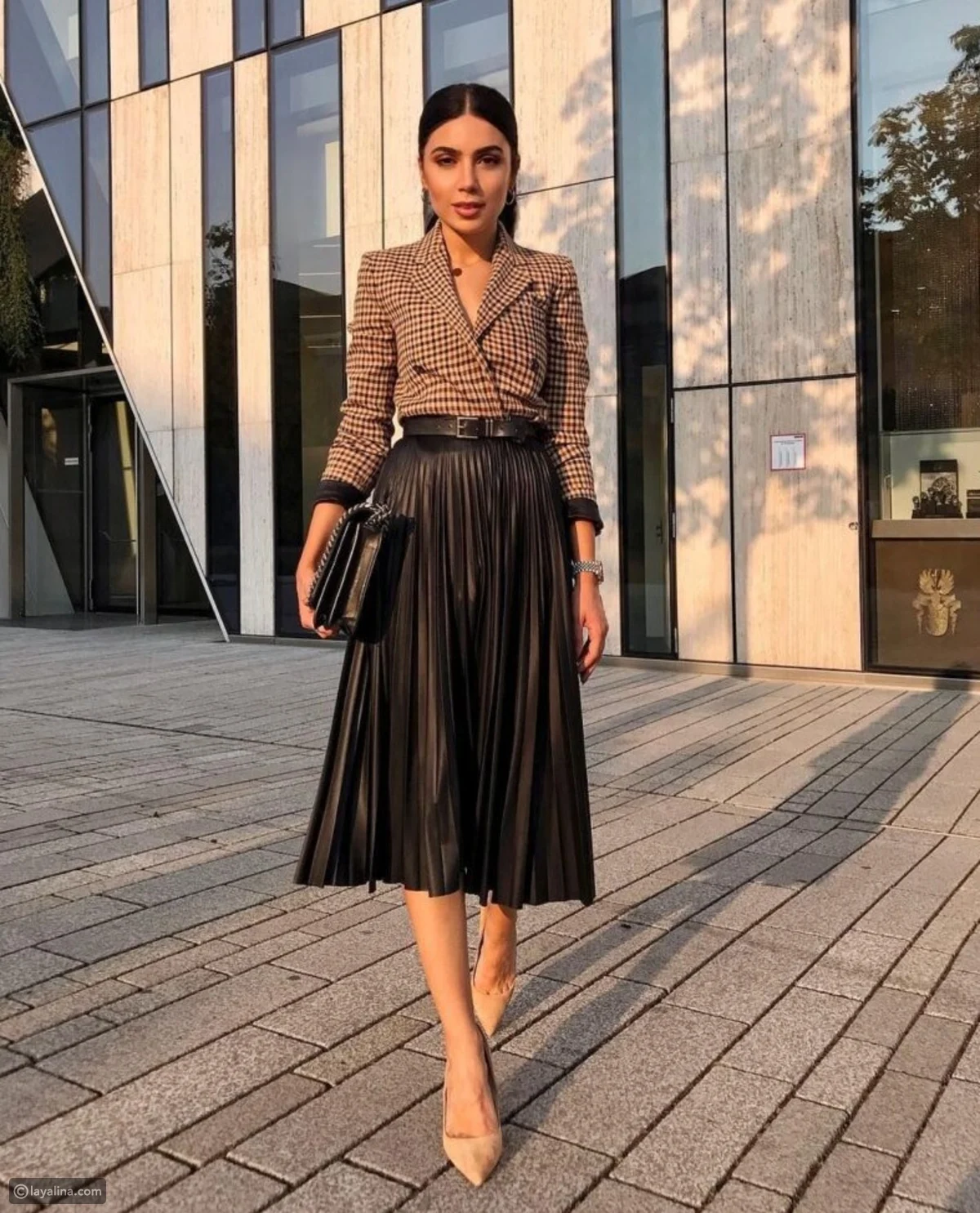 ما تأويلات ابن سيرين التنورة السوداء الطويلة في المنام؟