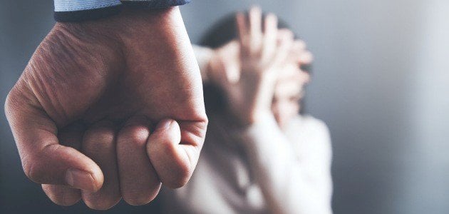 ما تفسيرات ابن سيرين لرؤية التعذيب في الحلم؟