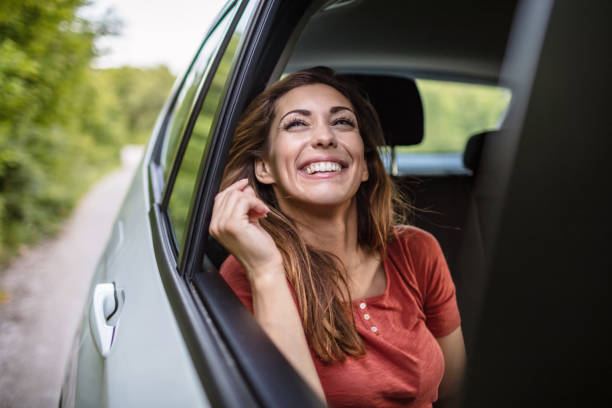 اعرف أكثر عن تفسير رؤية ركوب السياره مع شخص اعرفه للعزباء