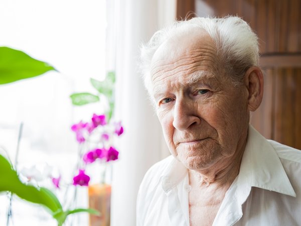 ما تأويلات ابن سيرين لرؤية السلام على الجد الميت في المنام؟