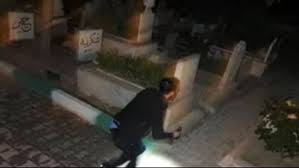 ما تأويل رؤية الجرى فى المقابر فى المنام لابن سيرين؟