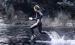 ما تأويل ابن سيرين لرؤية الجري بسرعة في المنام؟