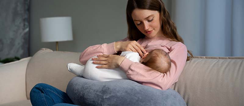 ما تفسير الحلم برضيعة للمتزوجة لابن سيرين؟