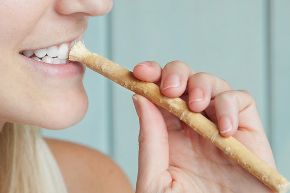 ما تأويلات ابن سيرين لرؤية السواك في المنام للرجل المتزوج؟