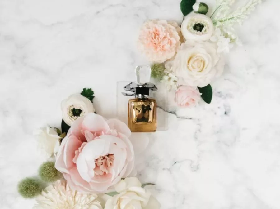 ما هو تفسير رؤية الريحة الحلوة في المنام لابن سيرين؟