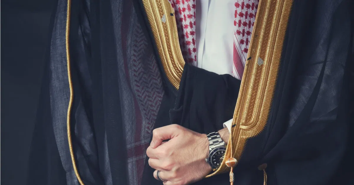 ما هو تفسير رؤية العباية المخمل في المنام لابن سيرين؟