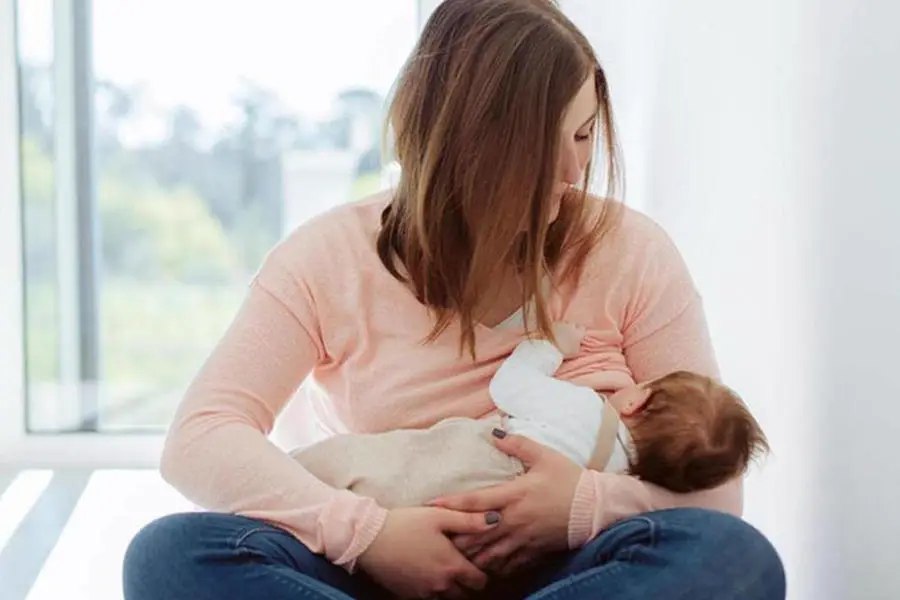 ما هو تفسير حلم عندي ولد وانا عزباء في المنام لابن سيرين