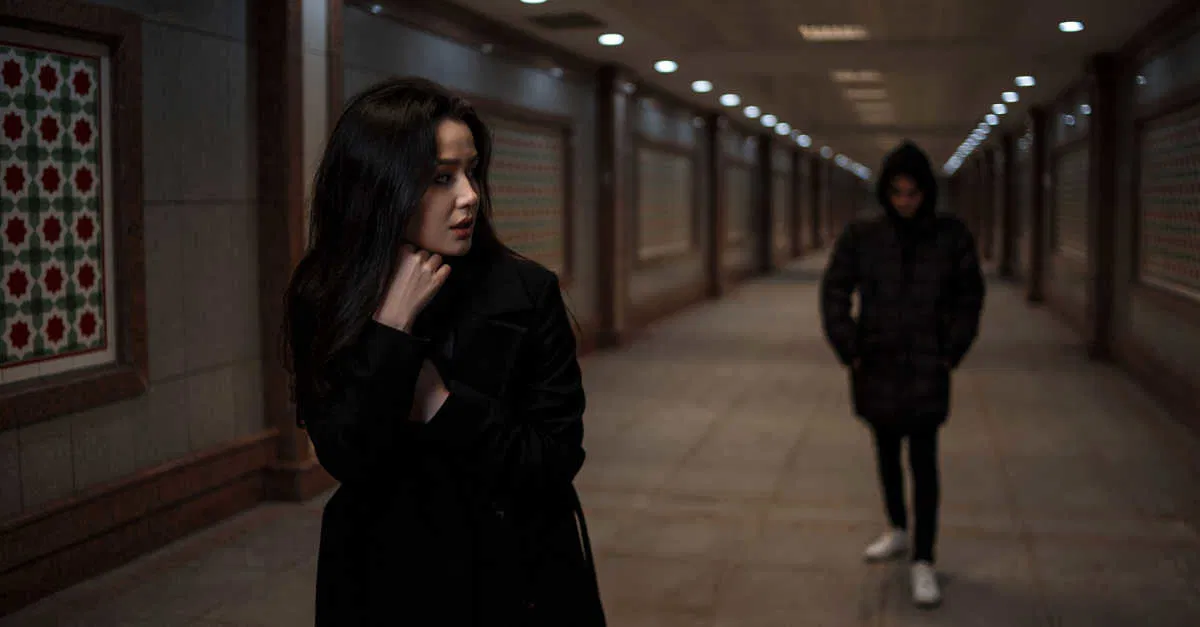 أهم تفسيرات رؤية الهروب من القاتل في المنام