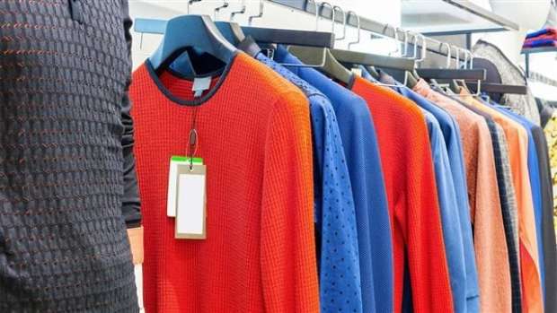 أهم 20 تفسير لحلم شراء ملابس جديدة للمطلقة في المنام لابن سيرين