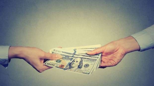 تعرف على تفسير حلم أبي المتوفي يطلب مني نقود لابن سيرين